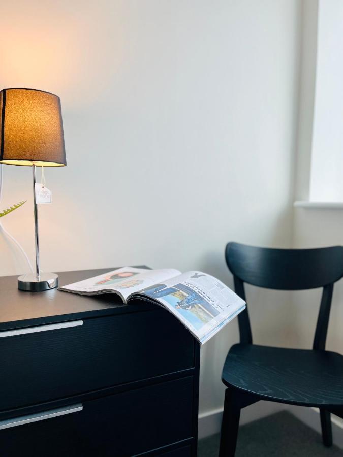 Fabulous One Bedroom Apartment Near Old Trafford Stadium مانشستر المظهر الخارجي الصورة